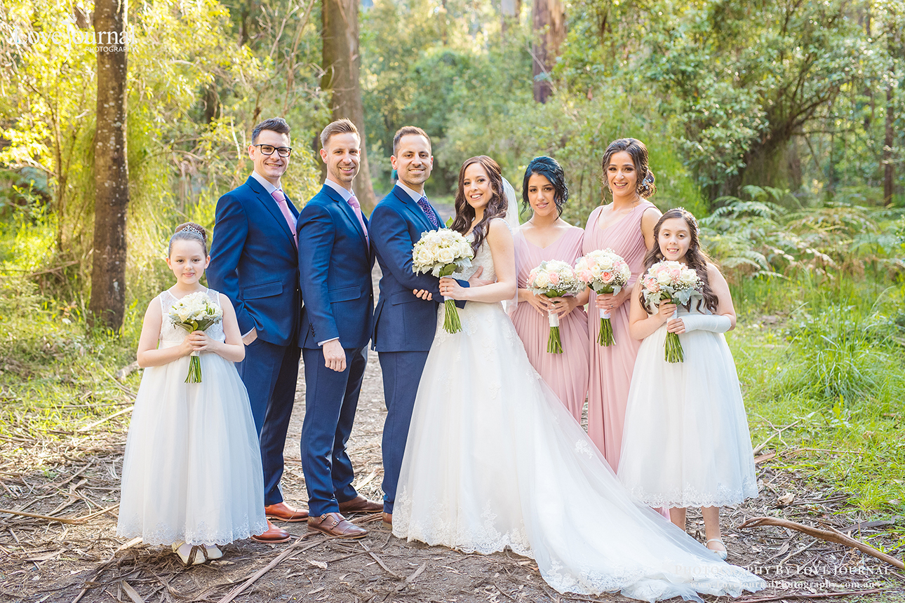 Melbourne-wedding-Photography-at-Poet's-lane-receptions